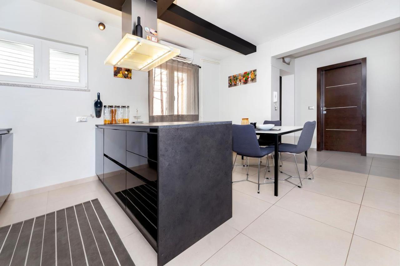 Apartment Cave Rovinj Exterior foto